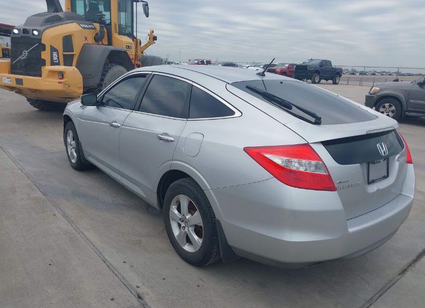 Photo 3 of 2010 Honda Accord CROSSTOUR EX (VIN 5J6TF1H37AL001625)