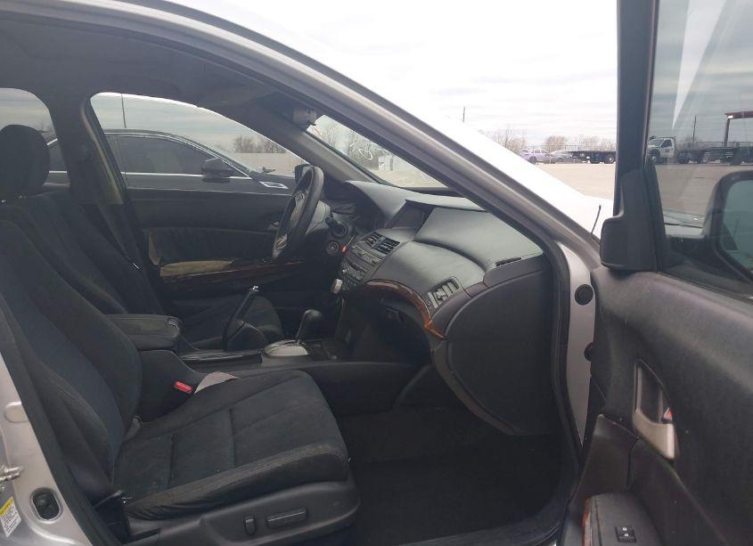 Photo 5 of 2010 Honda Accord CROSSTOUR EX (VIN 5J6TF1H37AL001625)