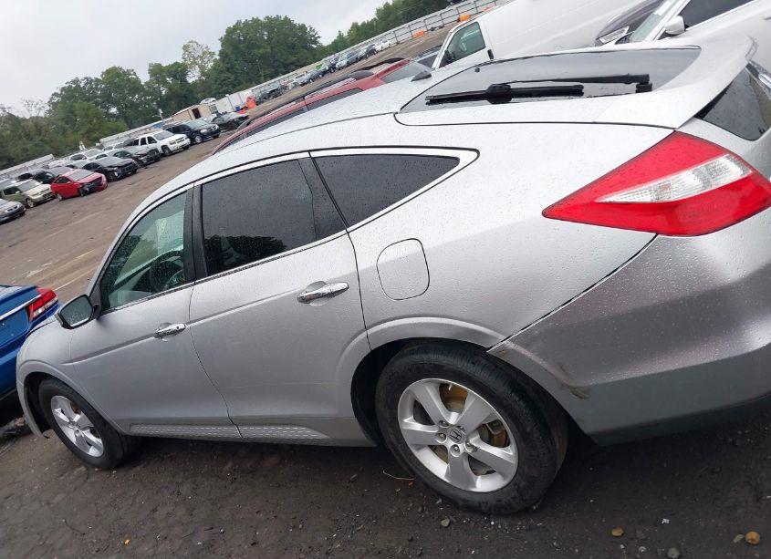 Photo 14 of 2011 Honda Accord CROSSTOUR EX (VIN 5J6TF1H37BL001612)