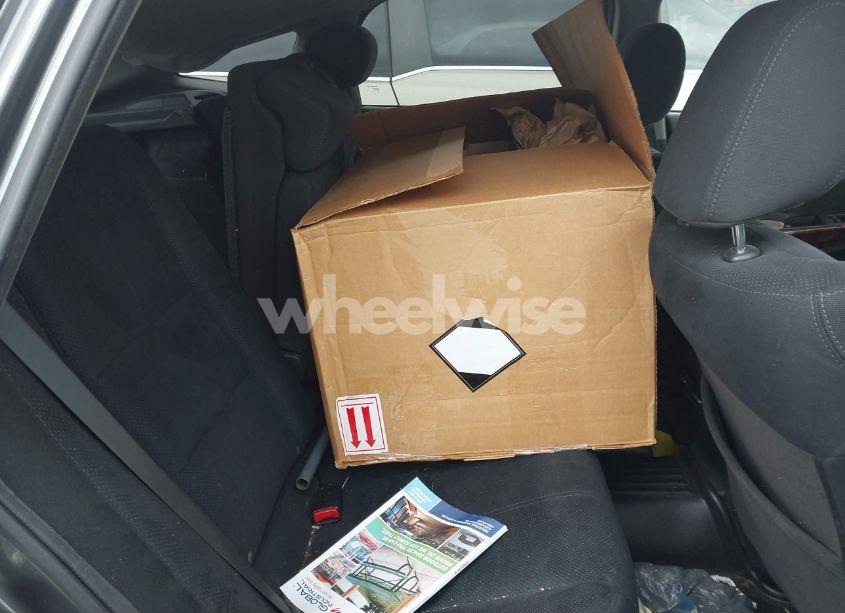 Photo 8 of 2010 Honda Accord CROSSTOUR EX (VIN 5J6TF1H3XAL006401)