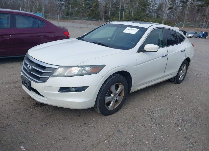 Photo 2 of 2011 Honda Accord CROSSTOUR EX (VIN 5J6TF1H3XBL003144)