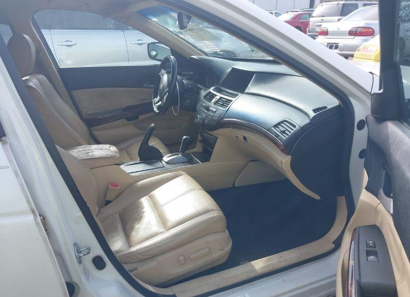 Photo 5 of 2010 Honda Accord CROSSTOUR EX-L (VIN 5J6TF1H51AL005073)