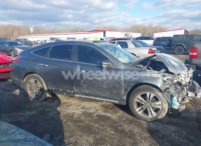 Photo 14 of 2013 Honda Crosstour EX-L V6 (VIN 5J6TF1H53DL002566)