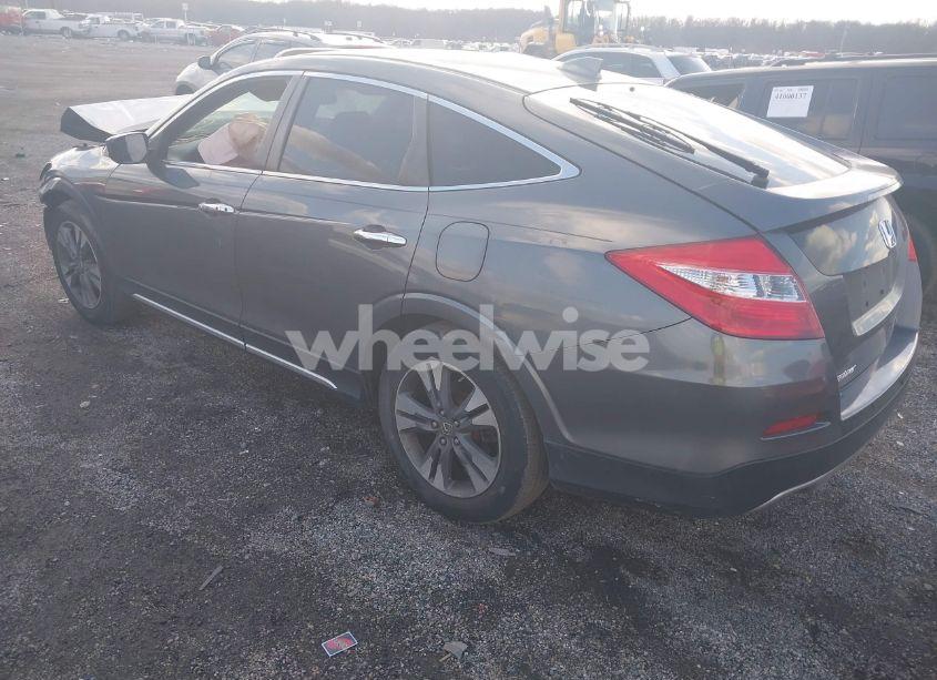 Photo 3 of 2013 Honda Crosstour EX-L V6 (VIN 5J6TF1H53DL002566)