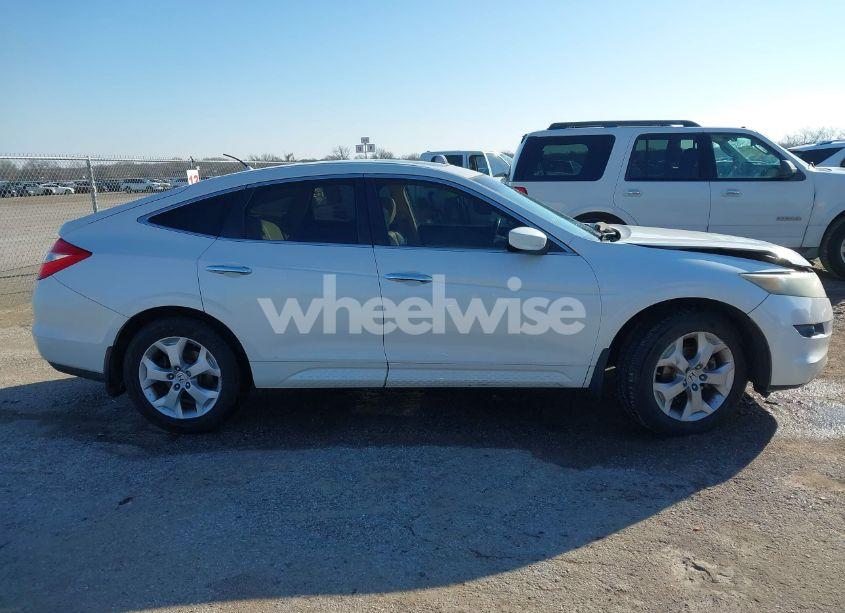 Photo 13 of 2011 Honda Accord CROSSTOUR EX-L (VIN 5J6TF1H55BL000329)