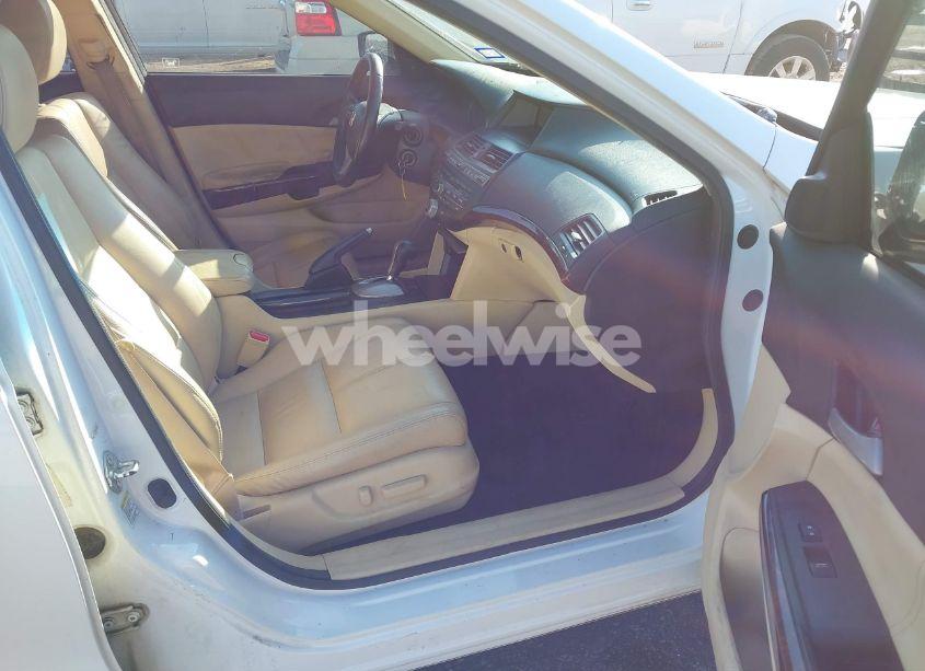 Photo 5 of 2011 Honda Accord CROSSTOUR EX-L (VIN 5J6TF1H55BL000329)