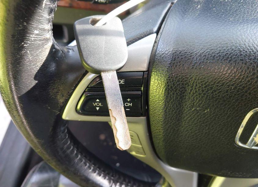 Photo 11 of 2011 Honda Accord CROSSTOUR EX-L (VIN 5J6TF1H55BL000637)