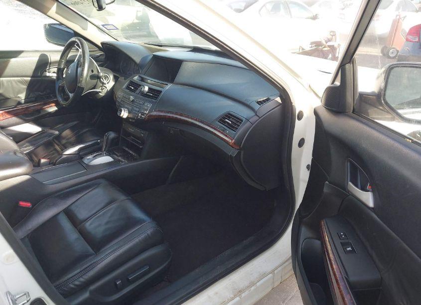 Photo 5 of 2011 Honda Accord CROSSTOUR EX-L (VIN 5J6TF1H55BL000637)