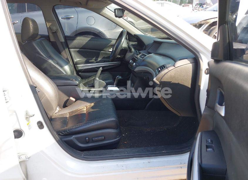 Photo 5 of 2014 Honda Crosstour EX-L V6 (VIN 5J6TF2H50EL002077)