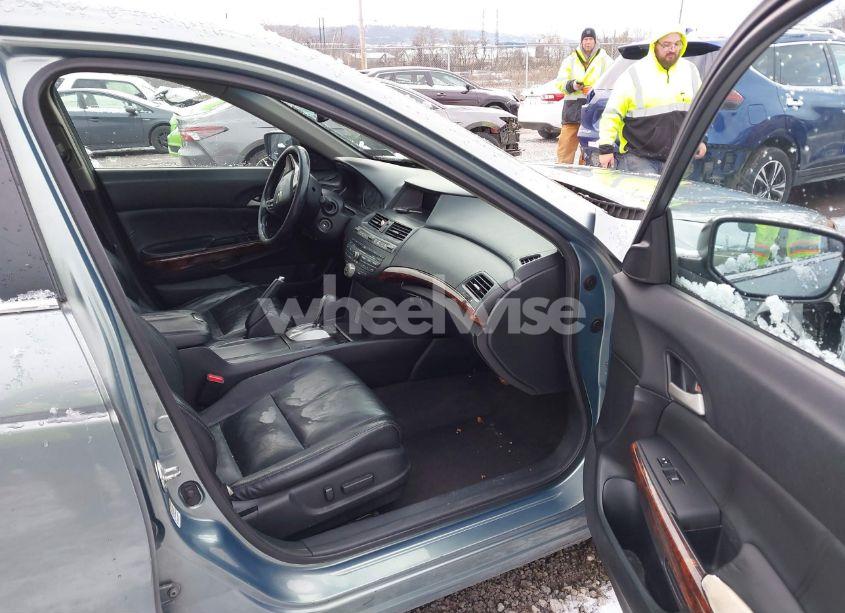 Photo 5 of 2010 Honda Accord CROSSTOUR EX-L (VIN 5J6TF2H51AL007282)