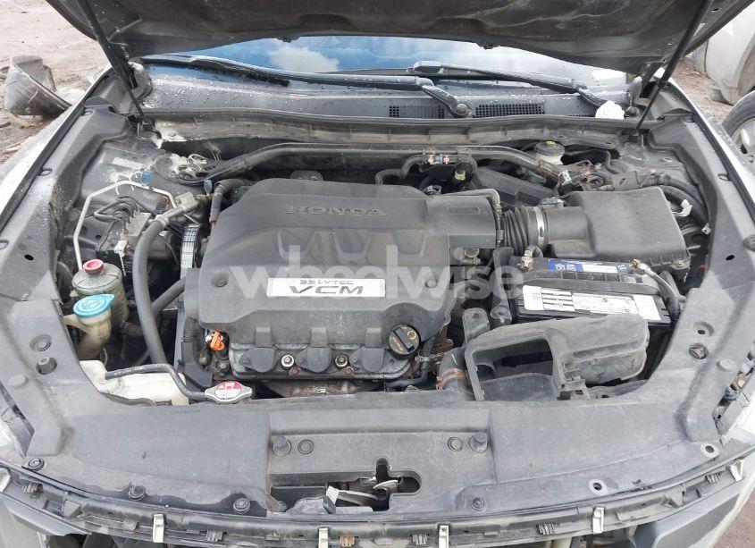 Photo 10 of 2011 Honda Accord CROSSTOUR EX-L (VIN 5J6TF2H53BL002733)