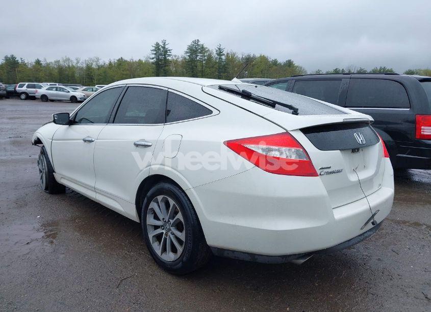 Photo 3 of 2010 Honda Accord CROSSTOUR EX-L (VIN 5J6TF2H55AL010444)