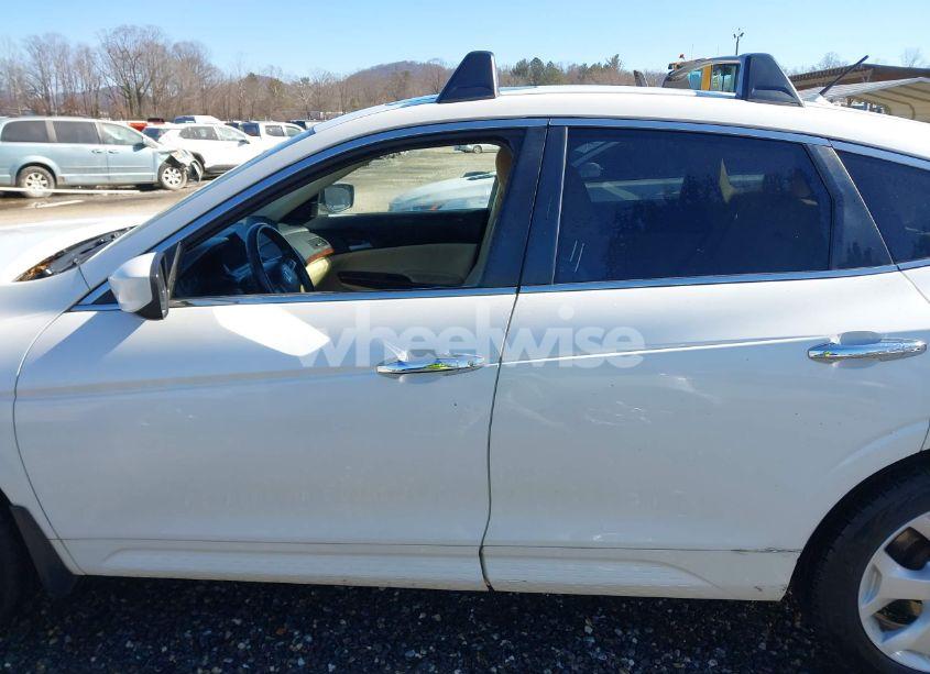 Photo 14 of 2011 Honda Accord CROSSTOUR EX-L (VIN 5J6TF2H55BL005097)