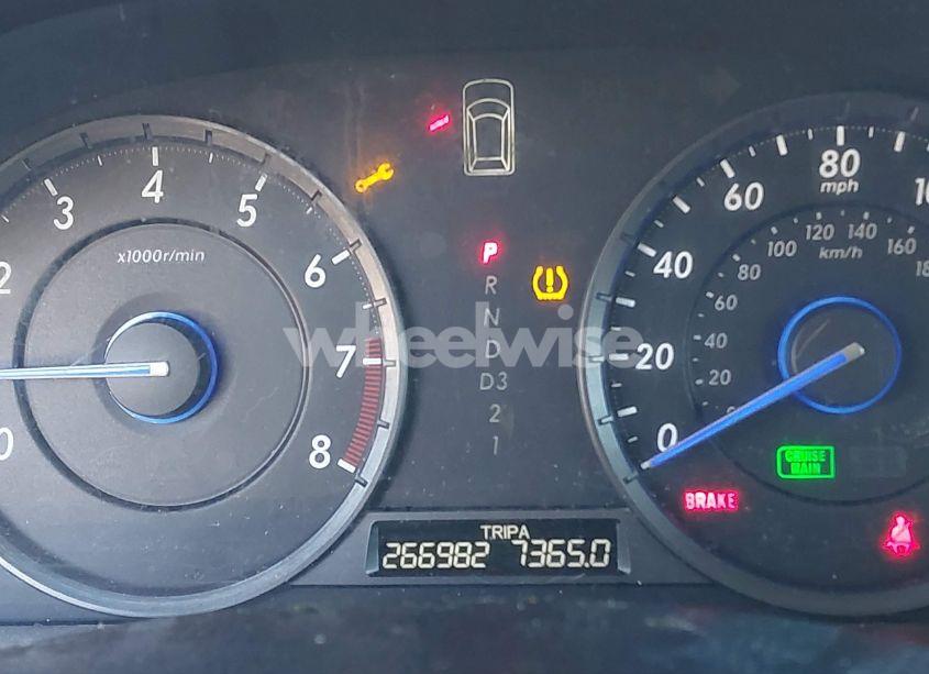 Photo 15 of 2011 Honda Accord CROSSTOUR EX-L (VIN 5J6TF2H55BL005097)