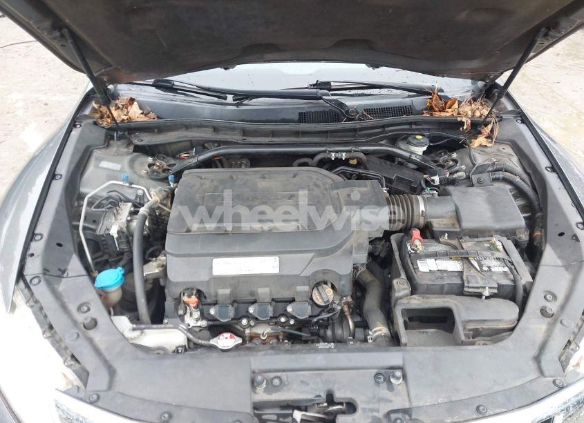Photo 10 of 2013 Honda Crosstour EX-L V6 (VIN 5J6TF2H55DL005460)