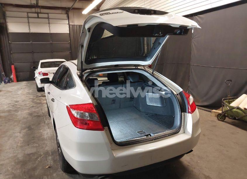 Photo 3 of 2010 Honda Accord CROSSTOUR EX-L (VIN 5J6TF2H56AL003308)