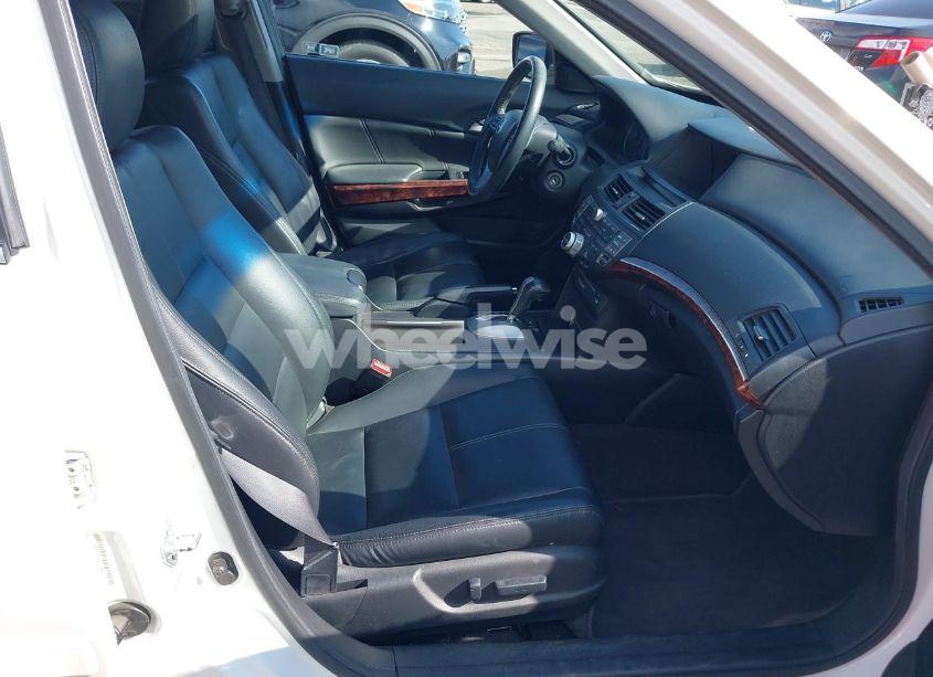 Photo 5 of 2010 Honda Accord CROSSTOUR EX-L (VIN 5J6TF2H56AL014664)