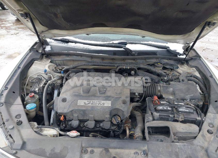 Photo 10 of 2011 Honda Accord CROSSTOUR EX-L (VIN 5J6TF2H56BL006839)