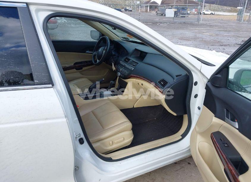 Photo 5 of 2011 Honda Accord CROSSTOUR EX-L (VIN 5J6TF2H56BL006839)