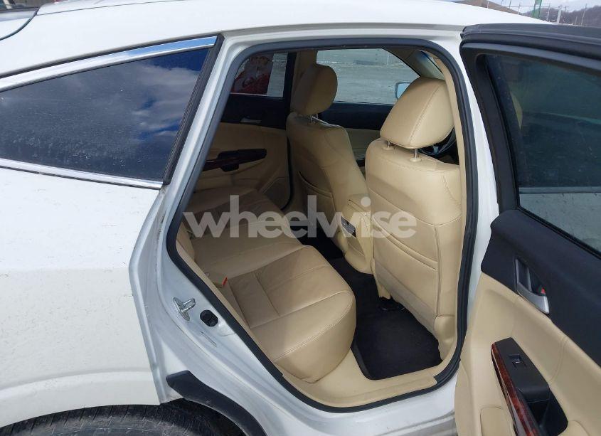 Photo 8 of 2011 Honda Accord CROSSTOUR EX-L (VIN 5J6TF2H56BL006839)