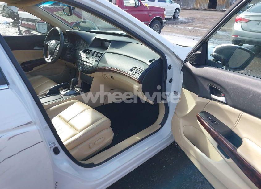 Photo 5 of 2010 Honda Accord CROSSTOUR EX-L (VIN 5J6TF2H57AL010462)