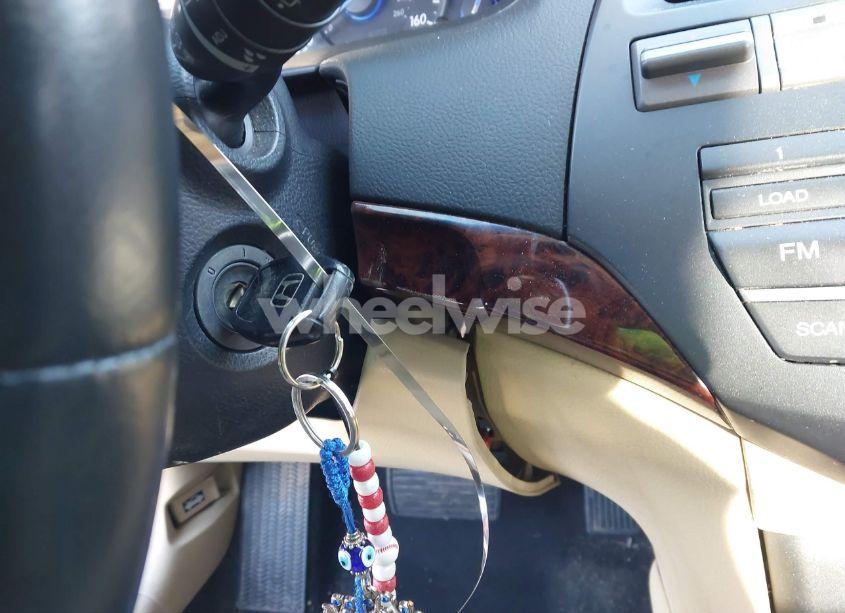 Photo 11 of 2010 Honda Accord CROSSTOUR EX-L (VIN 5J6TF2H57AL013314)