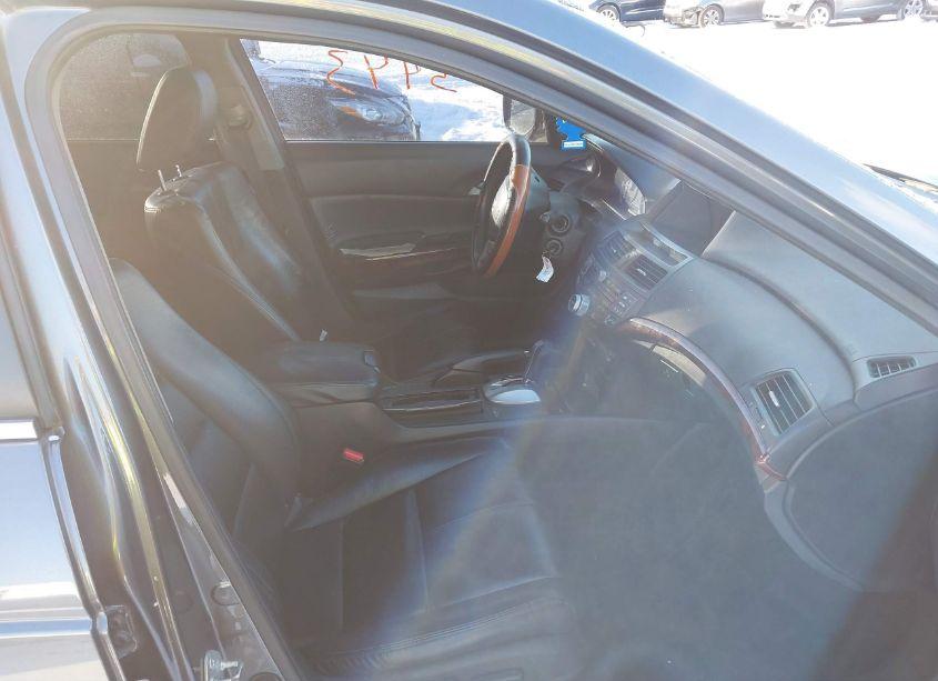Photo 5 of 2010 Honda Accord CROSSTOUR EX-L (VIN 5J6TF2H57AL016889)