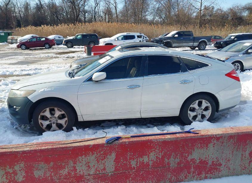 Photo 14 of 2011 Honda Accord CROSSTOUR EX-L (VIN 5J6TF2H57BL001567)