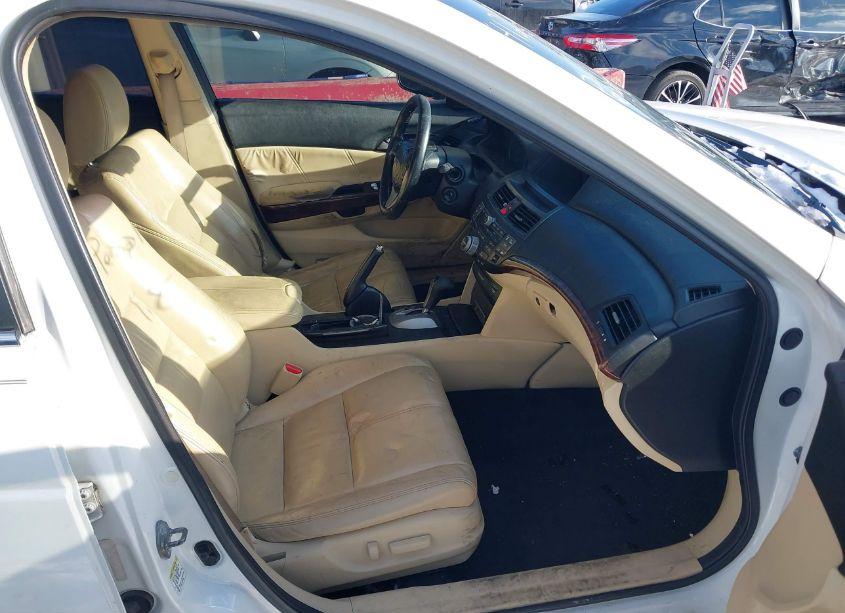 Photo 5 of 2011 Honda Accord CROSSTOUR EX-L (VIN 5J6TF2H57BL001567)