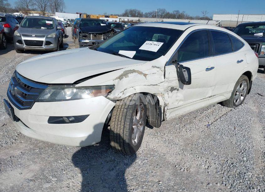Photo 2 of 2011 Honda Accord CROSSTOUR EX-L (VIN 5J6TF2H57BL005585)