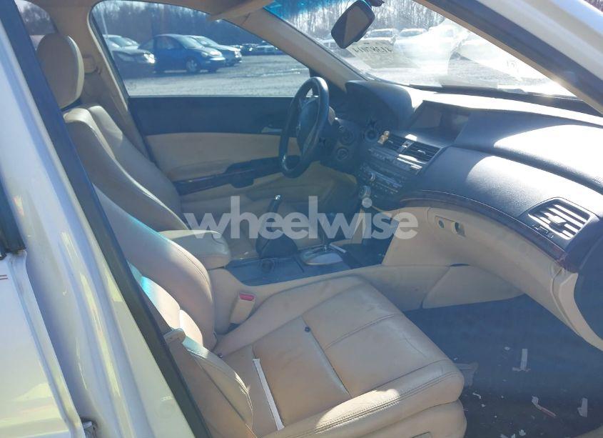 Photo 5 of 2011 Honda Accord CROSSTOUR EX-L (VIN 5J6TF2H57BL005585)