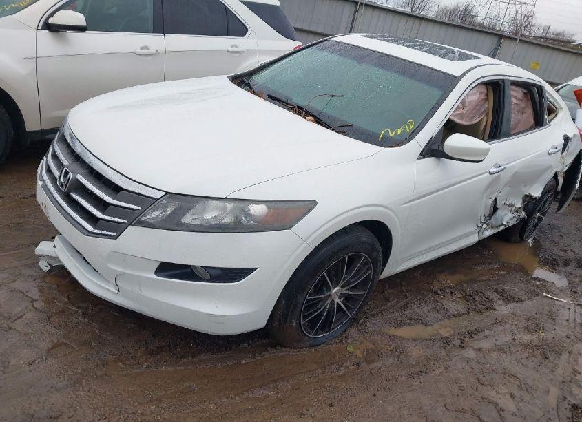 Photo 2 of 2011 Honda Accord CROSSTOUR EX-L (VIN 5J6TF2H59BL006592)