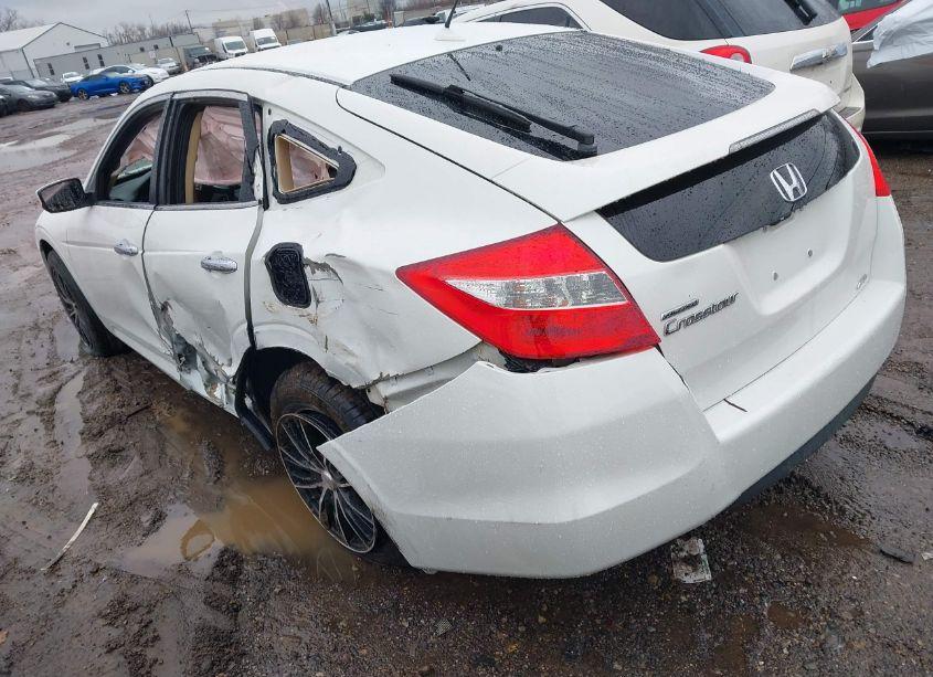 Photo 3 of 2011 Honda Accord CROSSTOUR EX-L (VIN 5J6TF2H59BL006592)