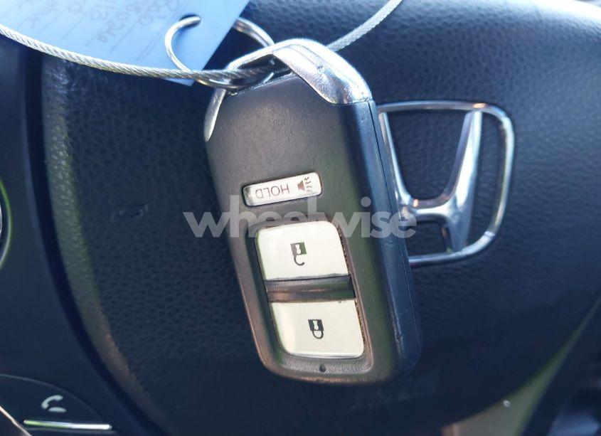 Photo 11 of 2013 Honda Crosstour EX-L V6 (VIN 5J6TF2H59DL005896)