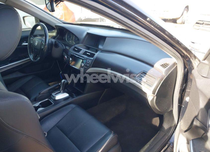Photo 5 of 2013 Honda Crosstour EX-L V6 (VIN 5J6TF2H59DL005896)