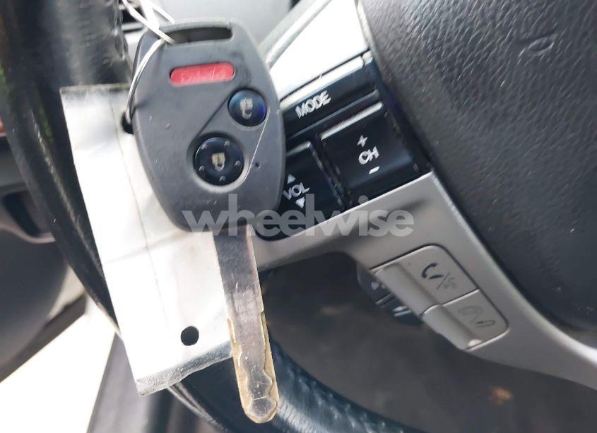 Photo 11 of 2010 Honda Accord CROSSTOUR EX-L (VIN 5J6TF2H5XAL010875)