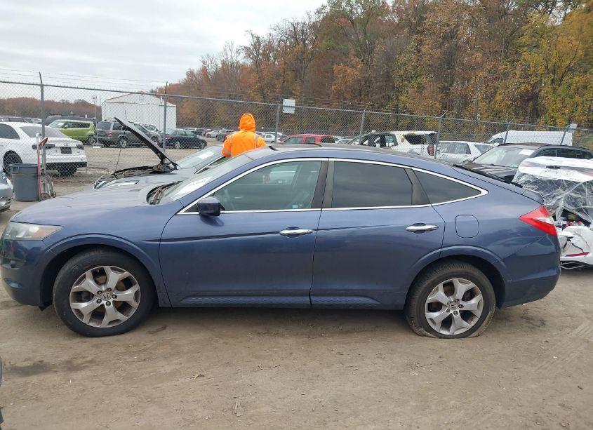 Photo 13 of 2012 Honda Crosstour EX-L (VIN 5J6TF2H5XCL006697)