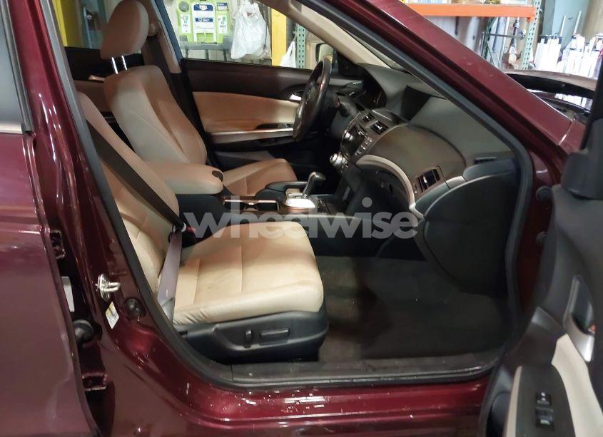 Photo 5 of 2014 Honda Crosstour EX-L V6 (VIN 5J6TF2H5XEL002989)