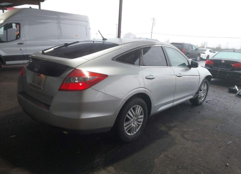 Photo 4 of 2012 Honda Crosstour EX (VIN 5J6TF3H3XCL001777)