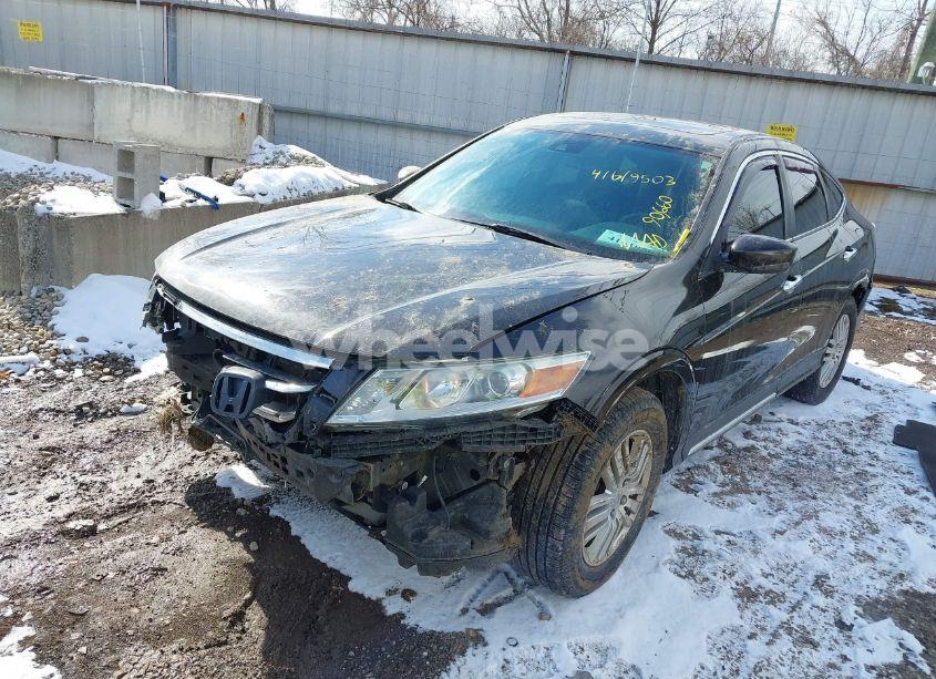 Photo 2 of 2013 Honda Crosstour EX-L (VIN 5J6TF3H54DL004337)