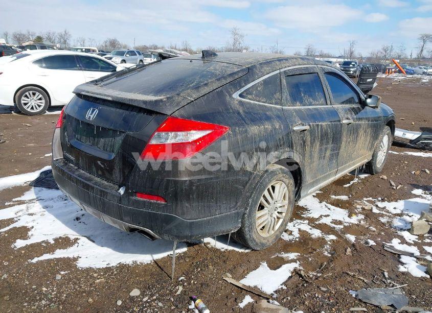 Photo 4 of 2013 Honda Crosstour EX-L (VIN 5J6TF3H54DL004337)