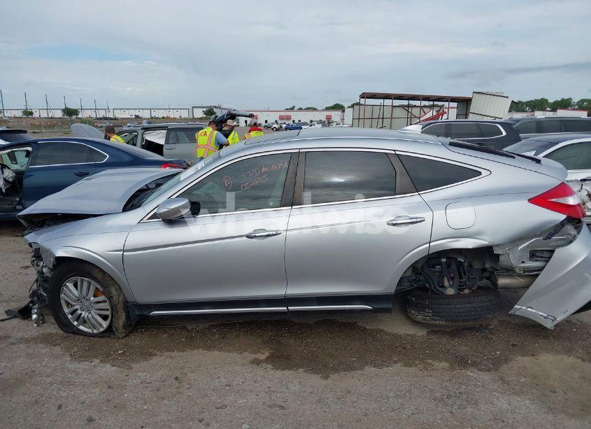 Photo 15 of 2014 Honda Crosstour EX-L (VIN 5J6TF3H58EL000616)