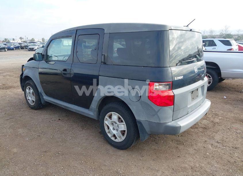 Photo 3 of 2005 Honda Element LX (VIN 5J6YH17395L013265)