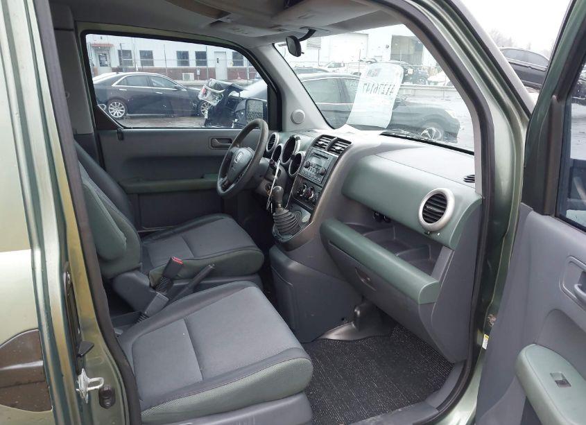 Photo 5 of 2004 Honda Element EX (VIN 5J6YH17684L006946)