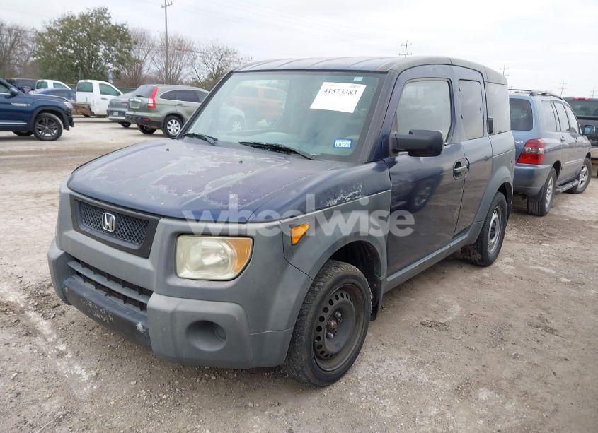 Photo 2 of 2003 Honda Element DX (VIN 5J6YH18243L006355)