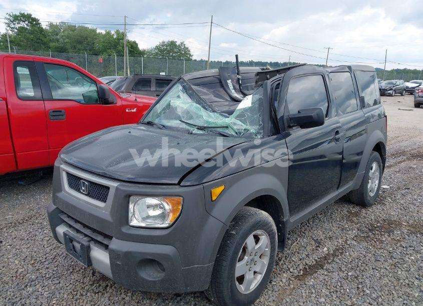 Photo 2 of 2003 Honda Element DX (VIN 5J6YH182X3L001273)