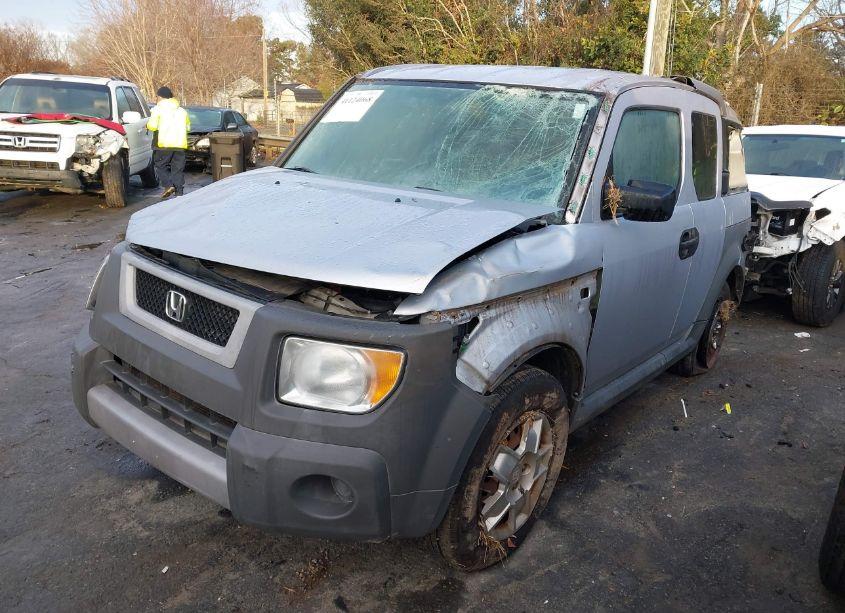 Photo 2 of 2005 Honda Element LX (VIN 5J6YH18305L016246)