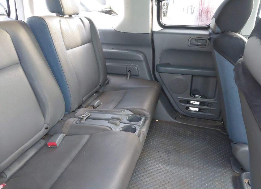 Photo 8 of 2005 Honda Element LX (VIN 5J6YH18305L016246)