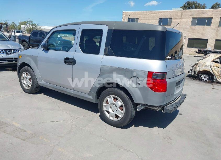 Photo 3 of 2005 Honda Element LX (VIN 5J6YH18335L004267)