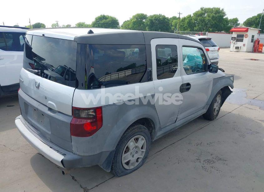 Photo 4 of 2005 Honda Element LX (VIN 5J6YH18355L006179)